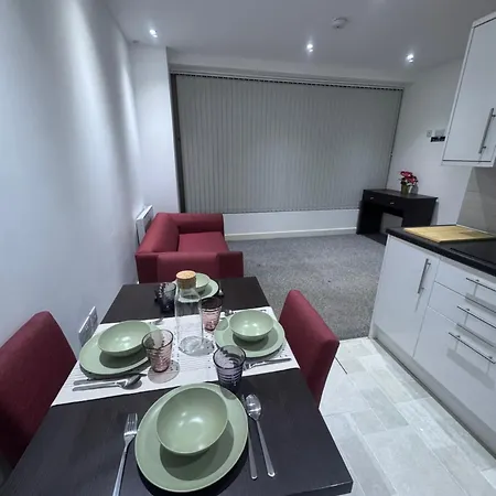 Somerville Apartment London Heathrow Hounslow Exterior photo
