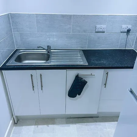 Somerville Apartment London Heathrow Hounslow Exterior photo