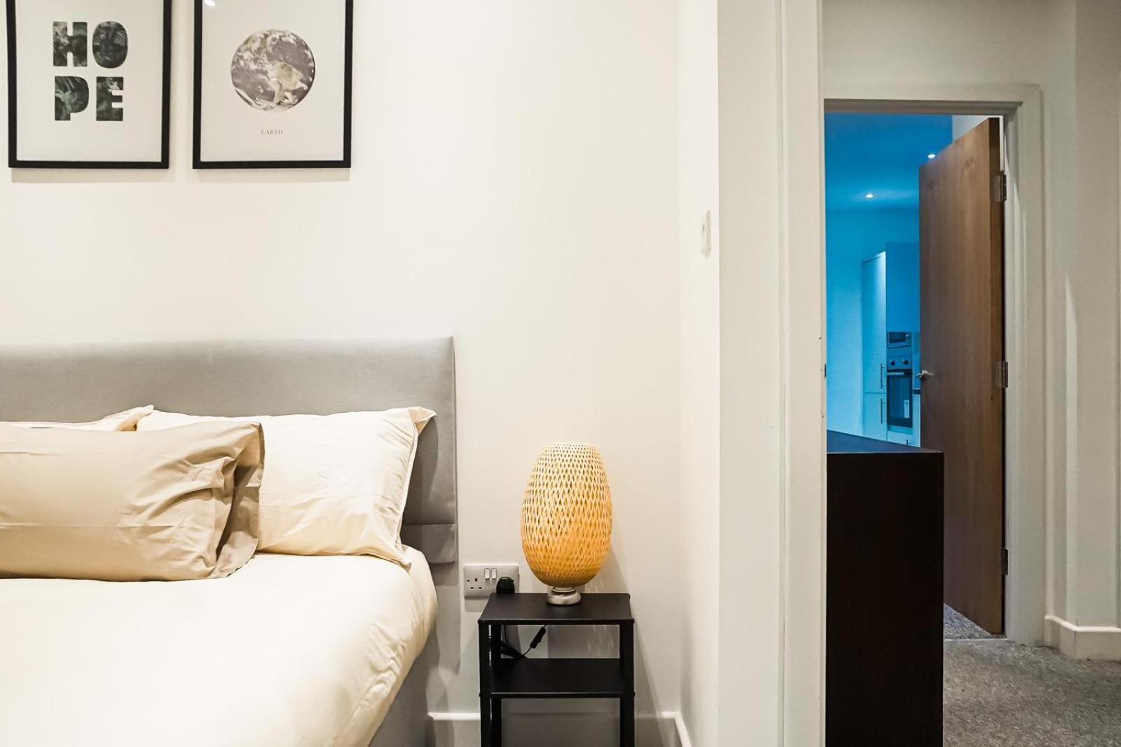 Apartment Somerville London Heathrow *