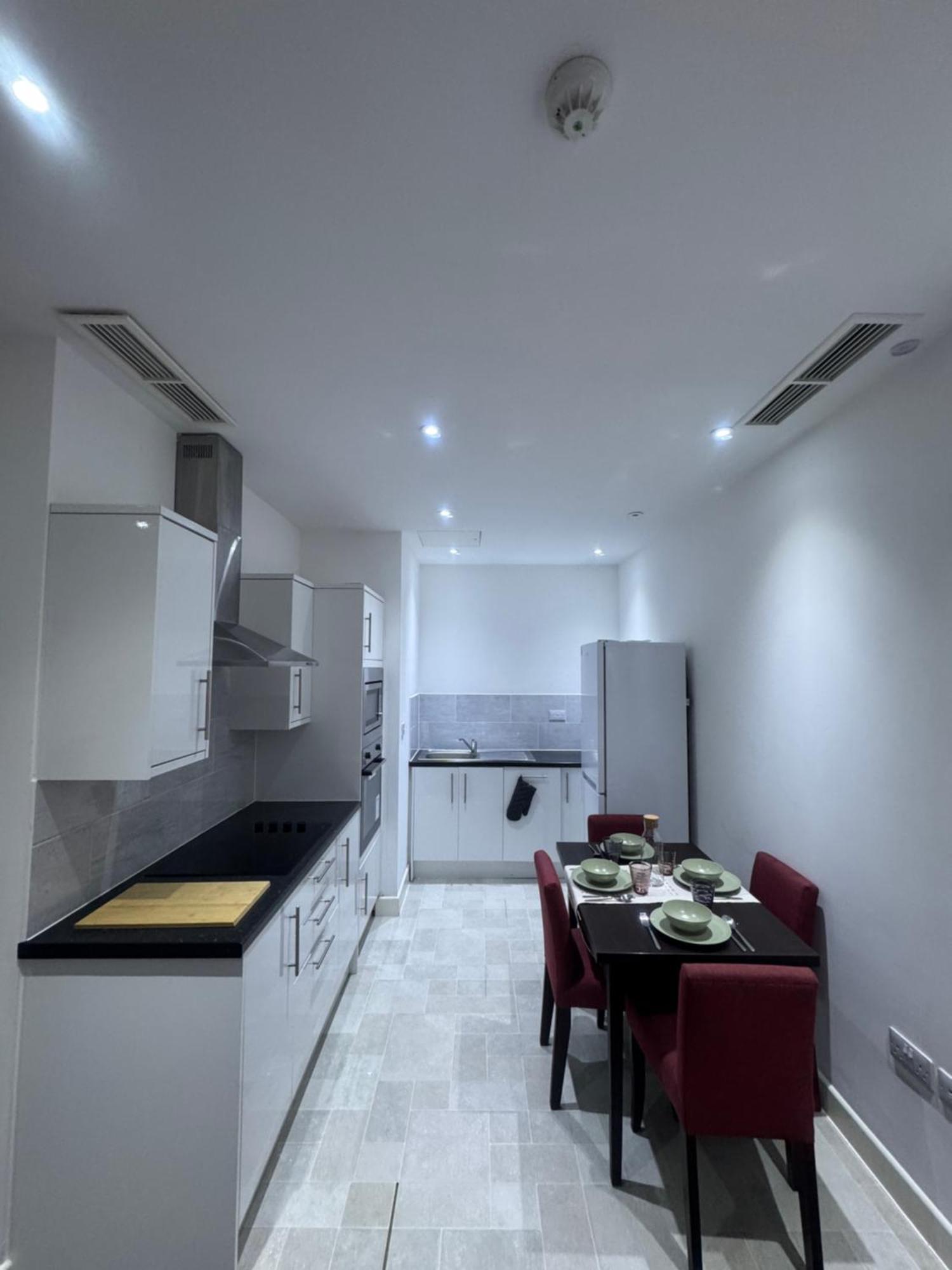 Somerville London Heathrow * Hounslow